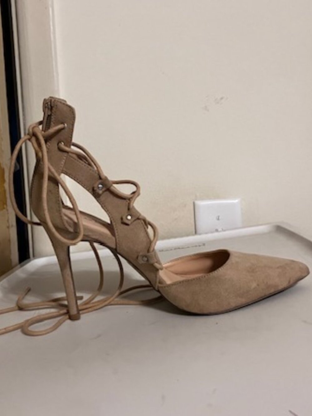 The Carmen Heels in Beige